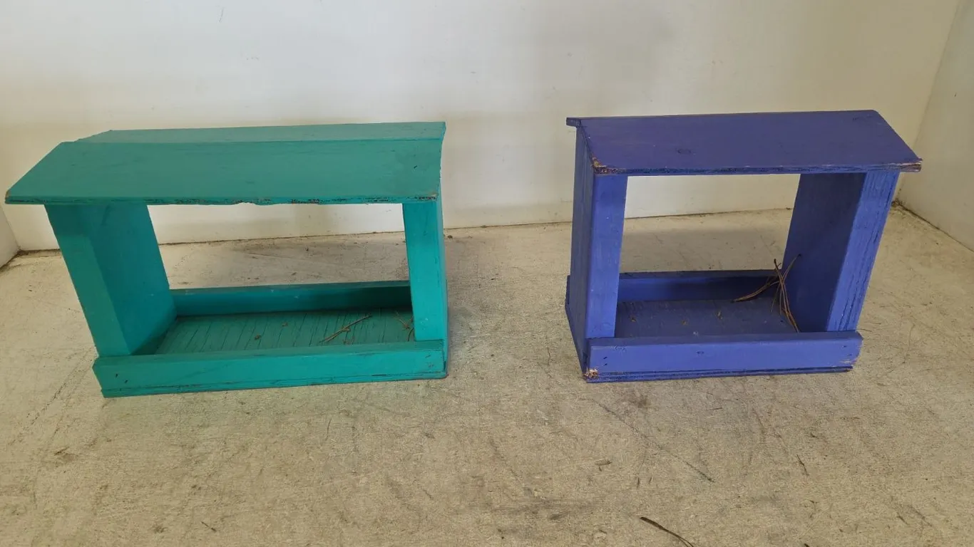Green and Purple Bird Feeders, Marked E F (P9)