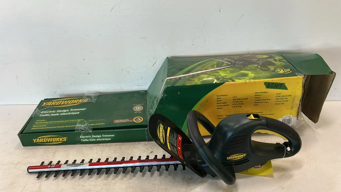 18" Electric Hedge Trimmer, New As Per Seller, Item #1 (P2-WWS1-S2107)