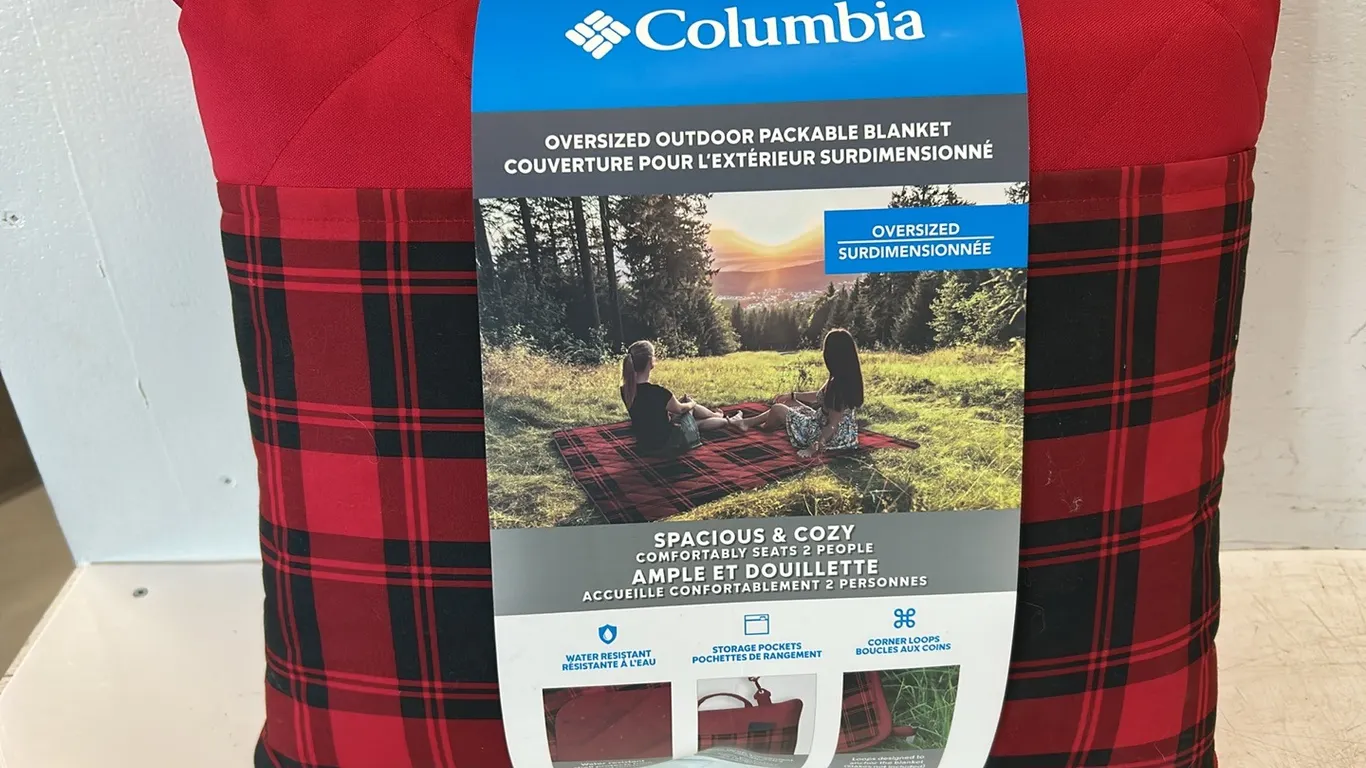 Columbia Oversized Packable Outdoor Blanket, Size 80" x 72", New As Per Seller (P2-WWS2-S2300)
