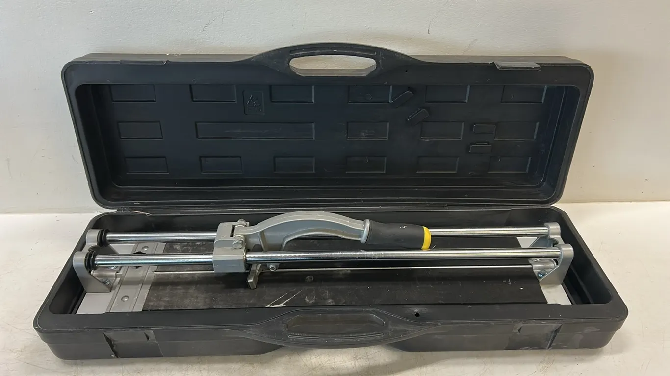 Manual Tile Cutter, Cuts 24" Tiles, Used Very Little As Per Seller (P2-SWT2-S2130)