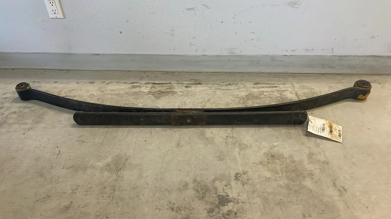 Upper and Lower Leaf Springs for 2007-2013 GMC Sierra 1500 Crew Cab Short Box, Never Used As Per Seller, Marked G6 (P2-CRFL-S2324)