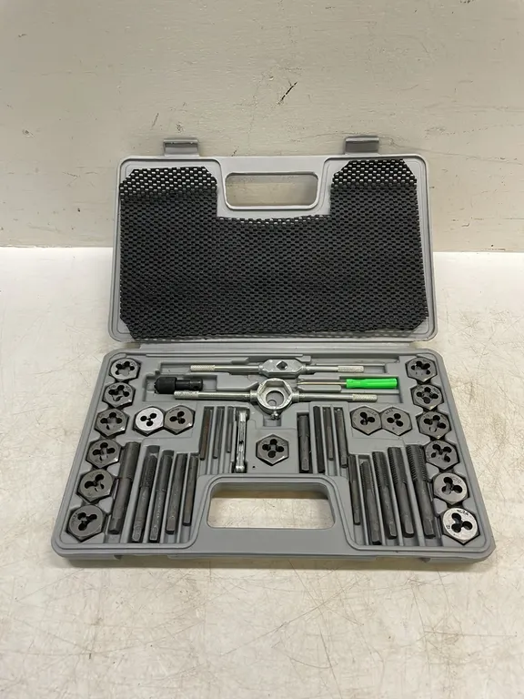 Tap & Die Set, Marked #11 (P2-EWT1-S39)