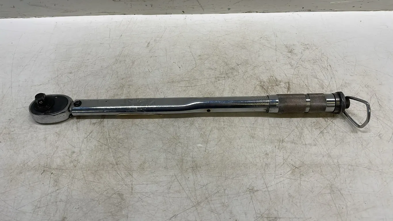 1/2" Drive Torque Wrench, Marked #17 (P2-EWT1-S39)