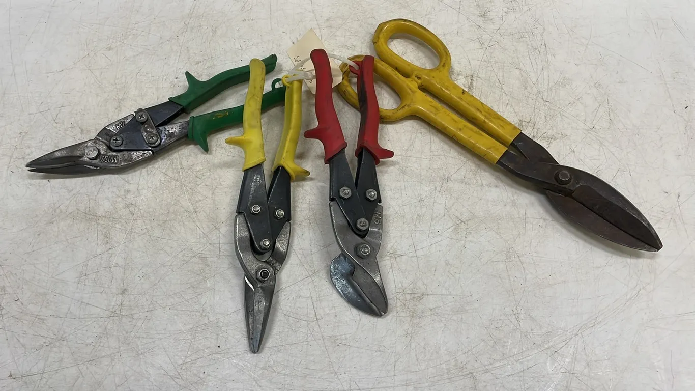 4 Tin Snips, Marked #23 (P2-EWT1-S39)