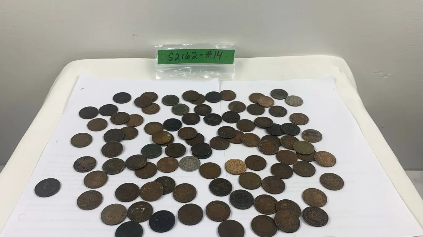 Vintage .01 Cent Coins, Items #14 (P6-S2162)