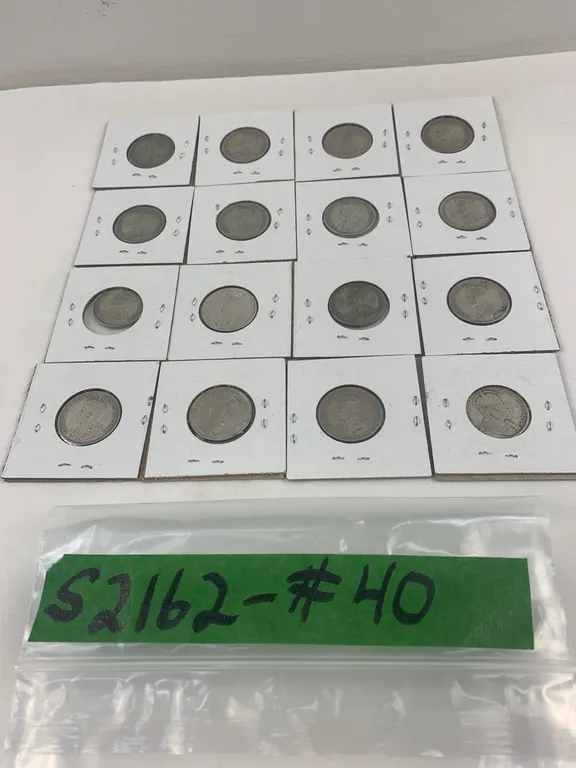 .25 Cent Vintage Coins, Item #40 (P6-S2162)