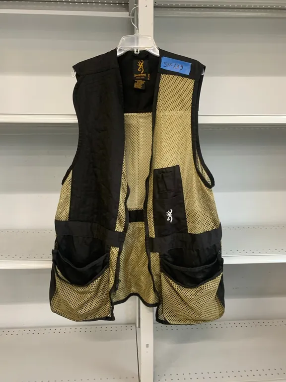 Browning Mesh Vest Size 2XL, Marked 39 (P6-S11)
