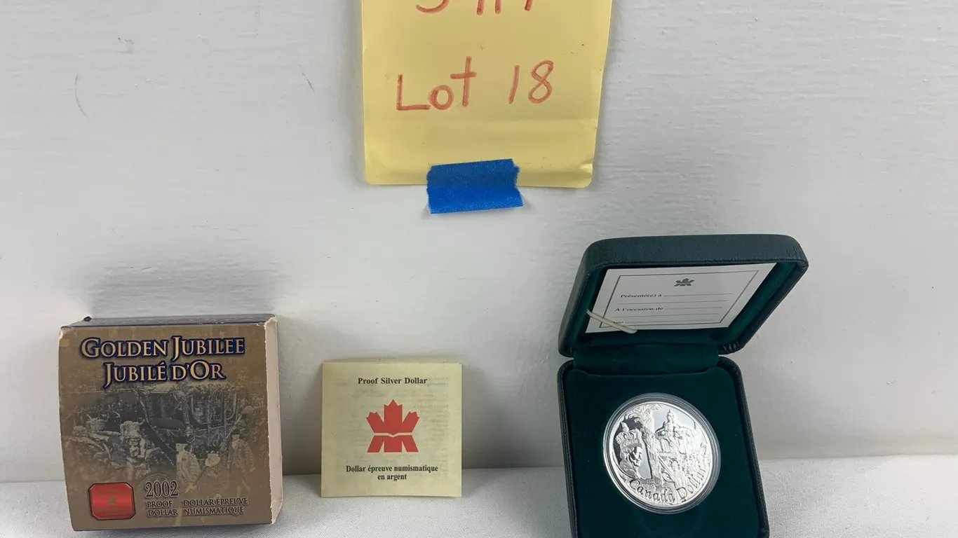 Silver 92.5% $1.00 Canadian Coin 2002 Queen Elizabeth II Golden Jubilee, Item #18 (P6-S414)