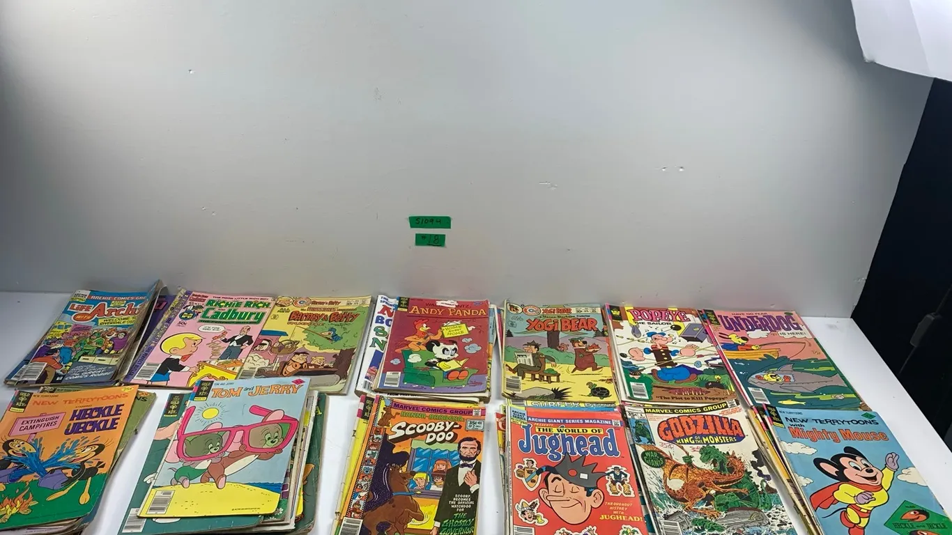 Assortment of Vintage Comic Books, Item #18 (P6-S1094)