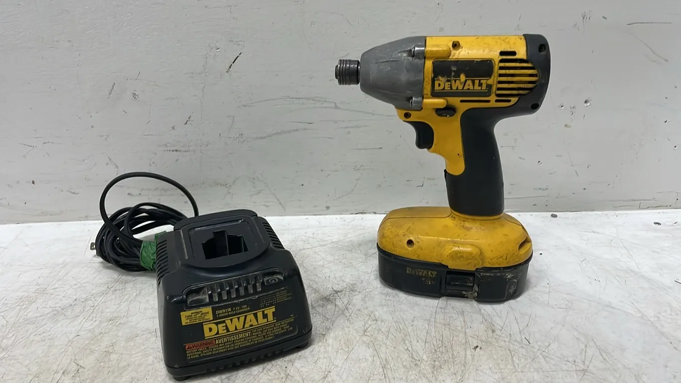 DeWalt Impact Drill with Charger (P3-SWT2-S508)