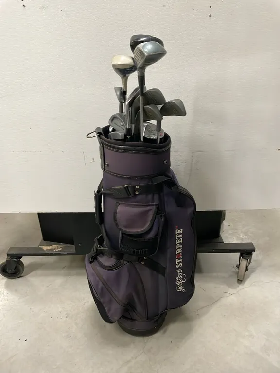 Right Handed Golf Clubs with Bag, Lot 3 (P3-SWFL-S2272)