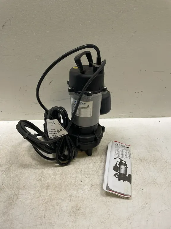 Burcam Submersible Sump Pump, 1/2 HP Motor, Works As Per Seller, Marked 37 (P3-WWT1-S11)