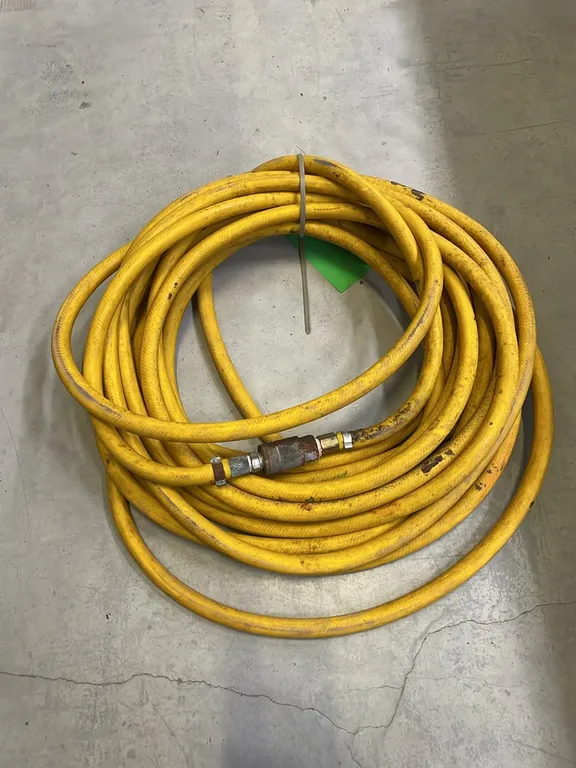 Heavy Duty Air Compressor Hose, Marked 38 (P3-R1T1-S11)