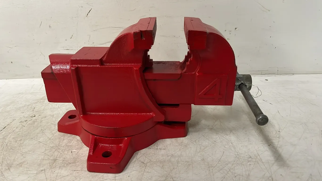 4" Heavy Duty Swivel Base Vise, Item #4 (P3-R1T5-S483)