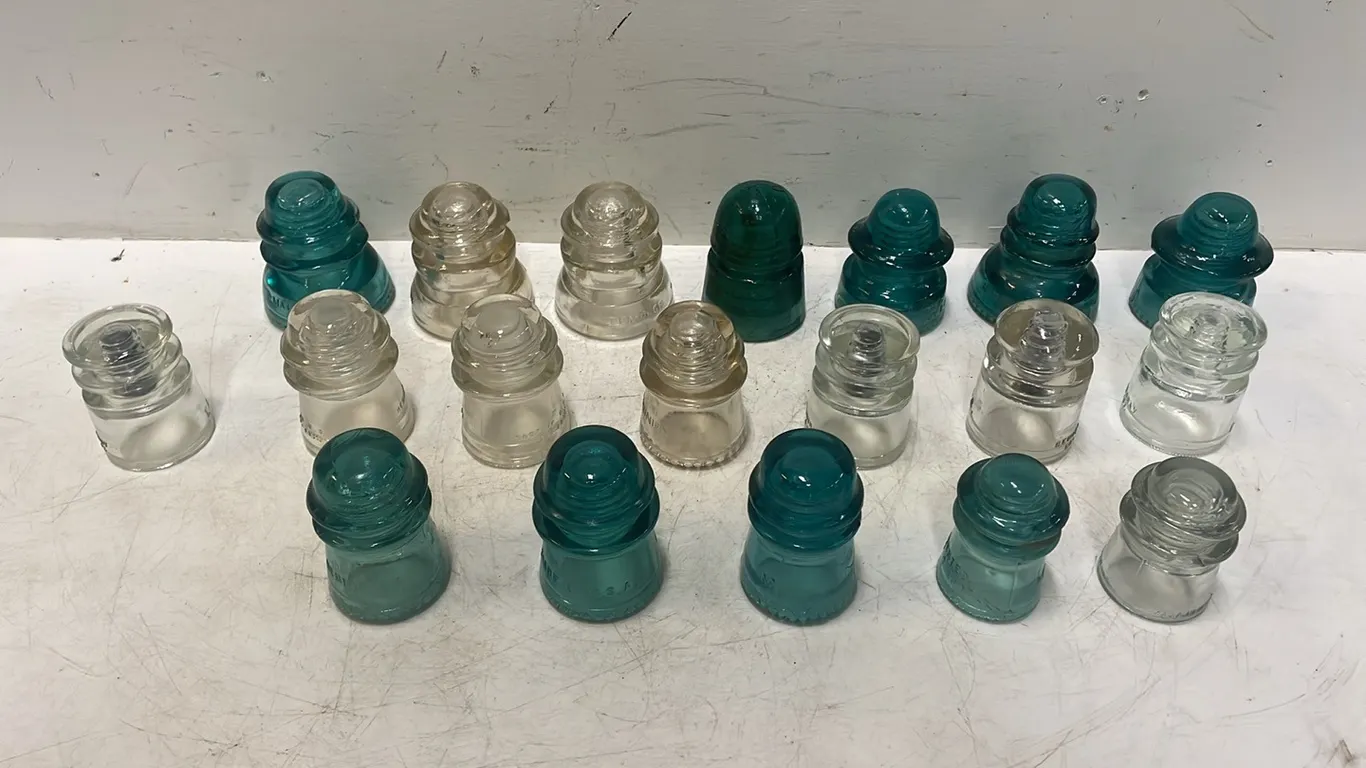 Flat of Approx 19 Various Vintage Insulators, Item #10 (P3-SWS2-S483)