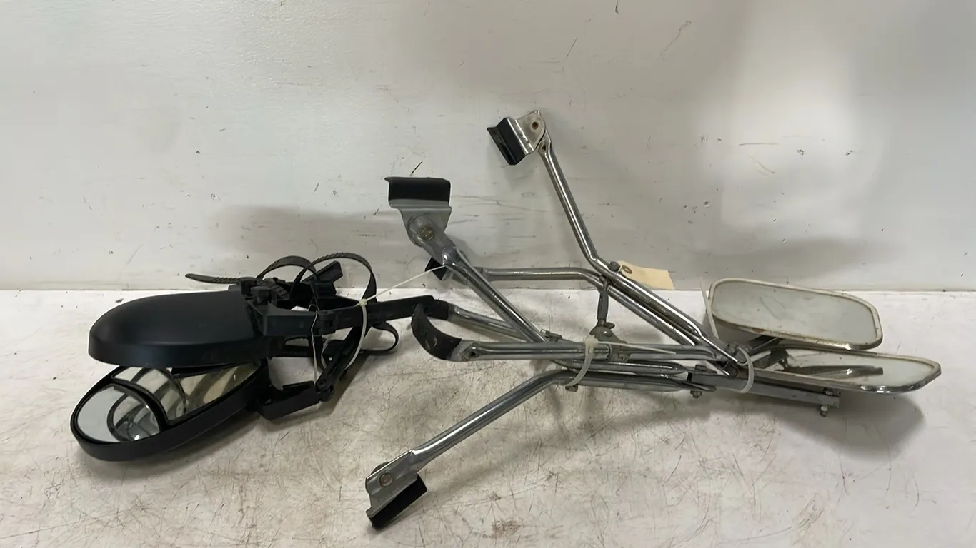 2 Sets of Trailer Towing Mirrors, Item #12 (P3-R1T8-S2107)