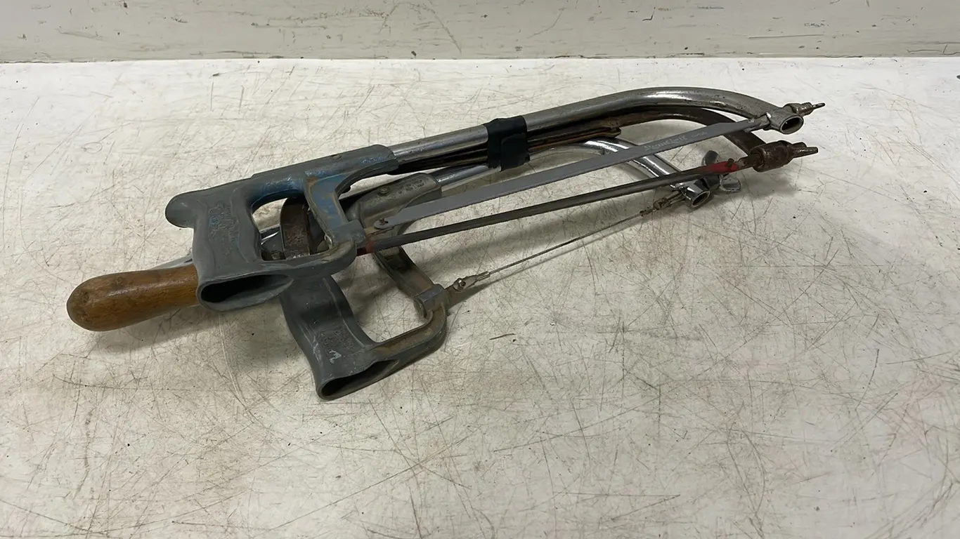 3 Hacksaws, Item #39 (P3-R1T9-S1557)