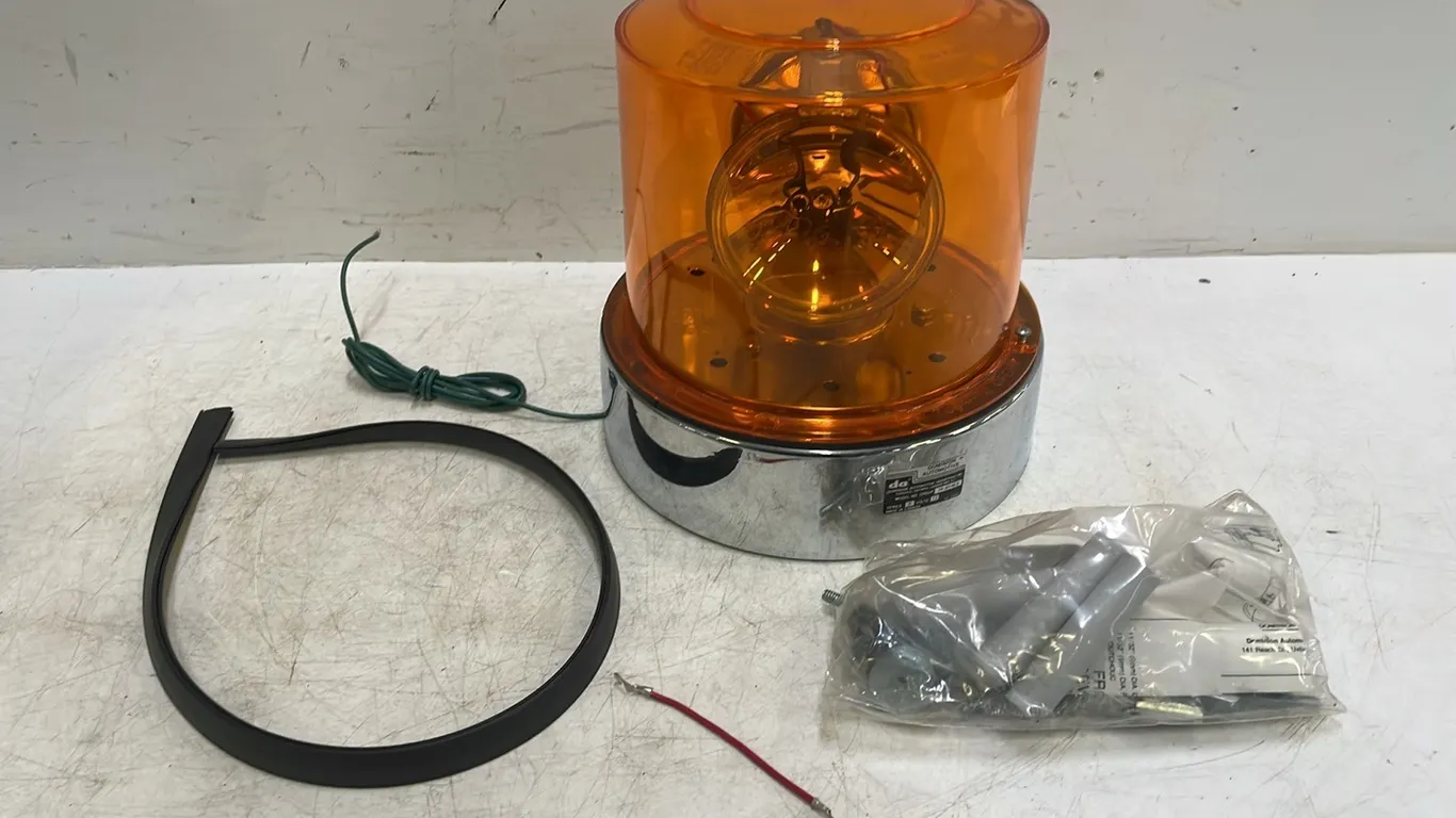 12V Rotating Hazard Light, Item #9 (P3-R1R10-S2212)