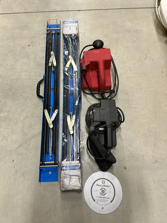 King Canada Belt Sander, 7 1/4" Plywood Panel Blade, Skil Classic Belt Sander and 2 Metal Sawhorses (P3-R2T4-S188)