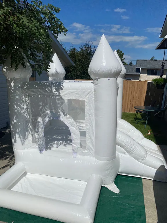 Bouncy Castle with Ball Pit and Air Blower, Heavy Duty Material, Approx 6' x 6' x 6', Balls Not Included, Marked A (P3-EWS3-S2193)