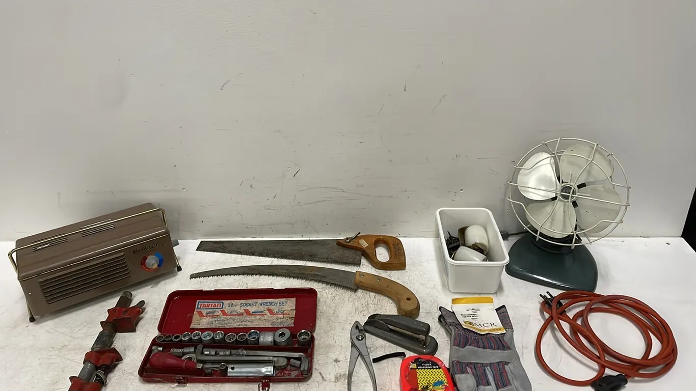 Saws, Heater, Fan and More As Per Pictures, Item #3 (P3-R2T3-S2303)