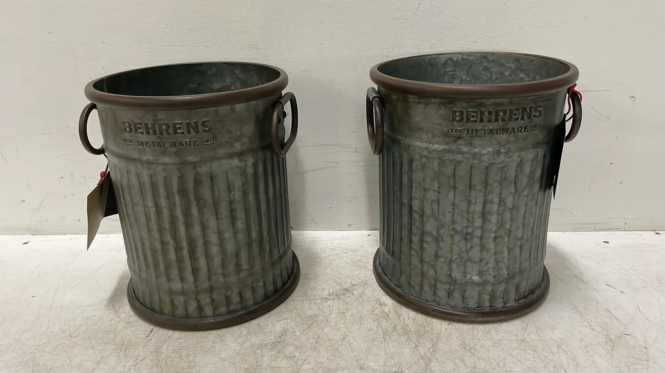 2 Metal Mini Barrels with Handles, Item #13 (P3-R2T4-S2183)
