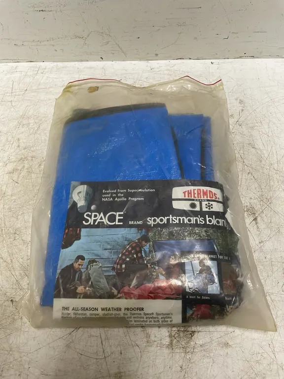 Thermos Sportsman Blanket (P3-R2T5-S2130)