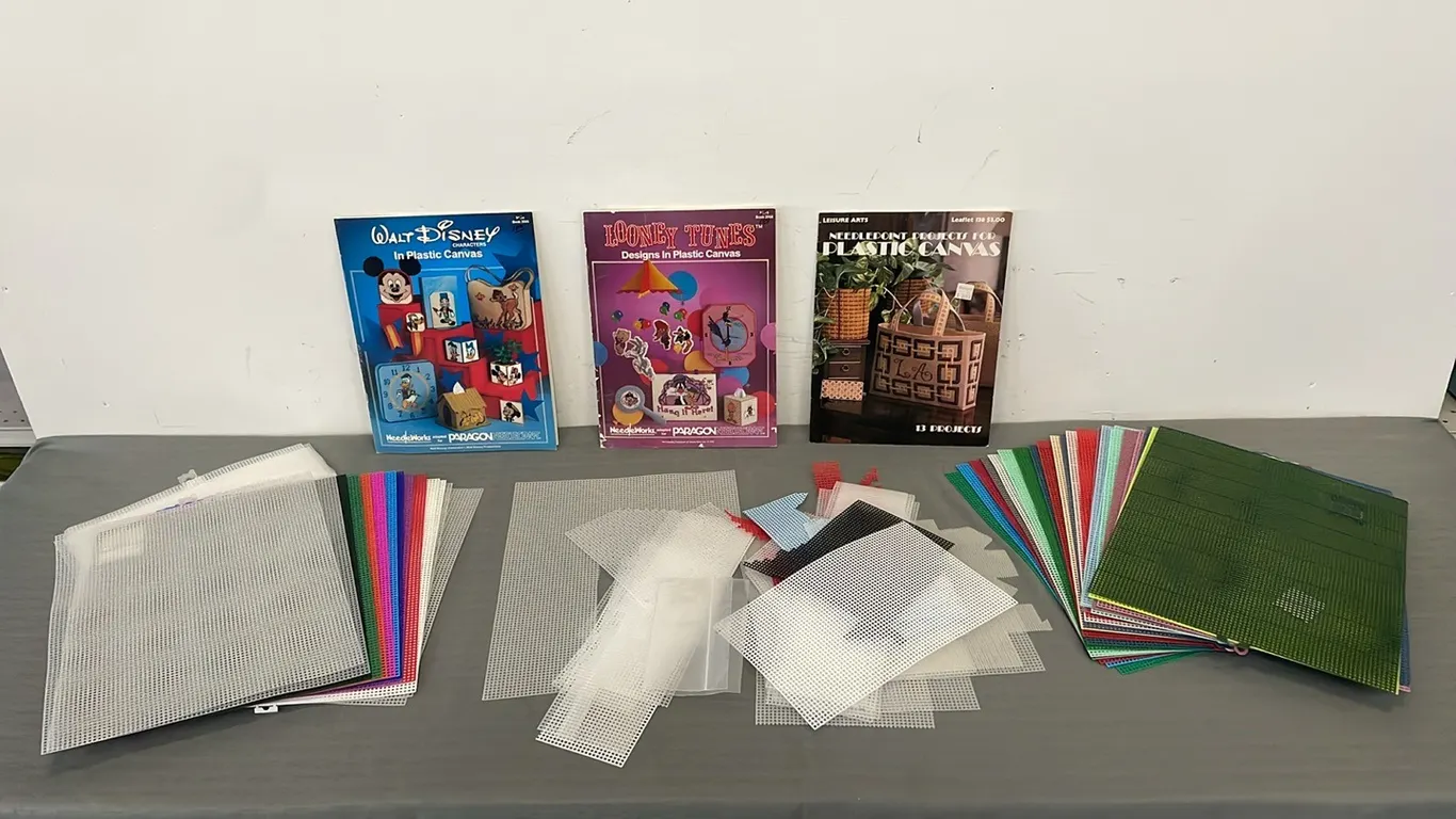 Assorted Sheets of Plastic Canvas and Pattern Booklets (P3-EWS1-S1835)