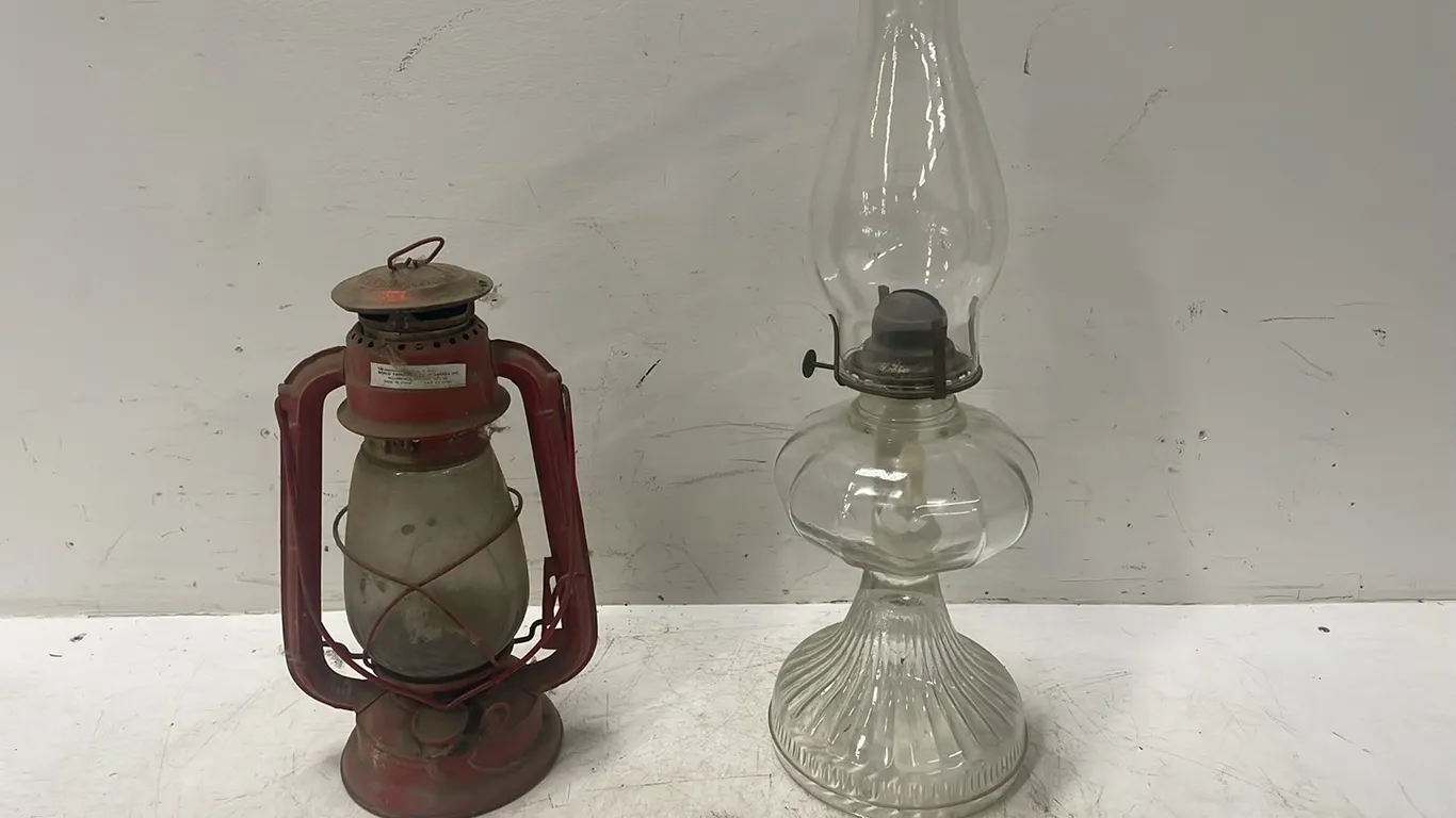 2 Vintage Coal Oil Lamps (P3-SWT1-S1248)