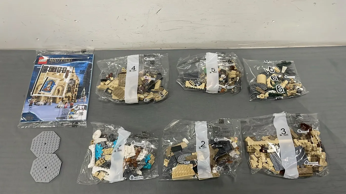 Harry Potter Lego 75948 Hogwarts Clock Tower, Seller States That it is a New Unopened Complete Set with No Box (P3-WWS6-S2042)
