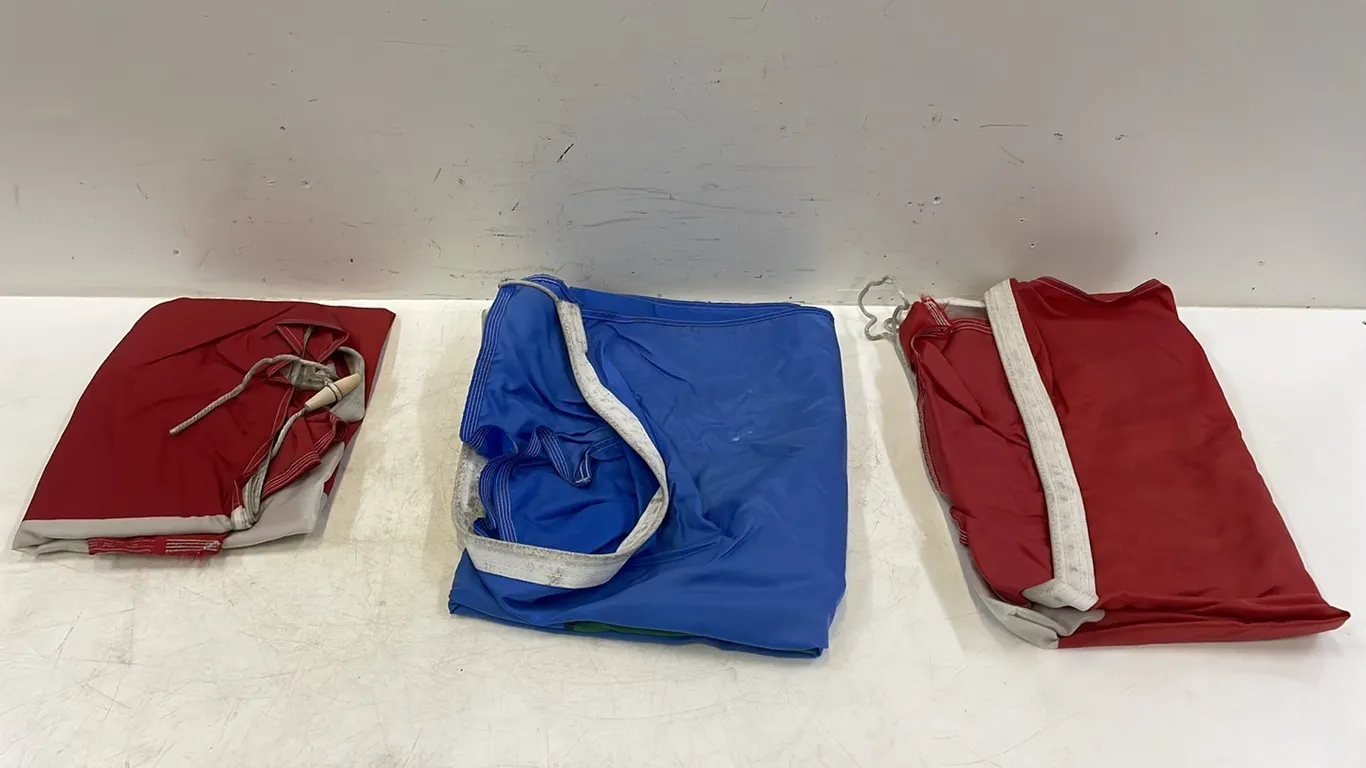 1 Alberta Flag and 2 Canadian Flags, Marked E (P3-R3T1-S24)