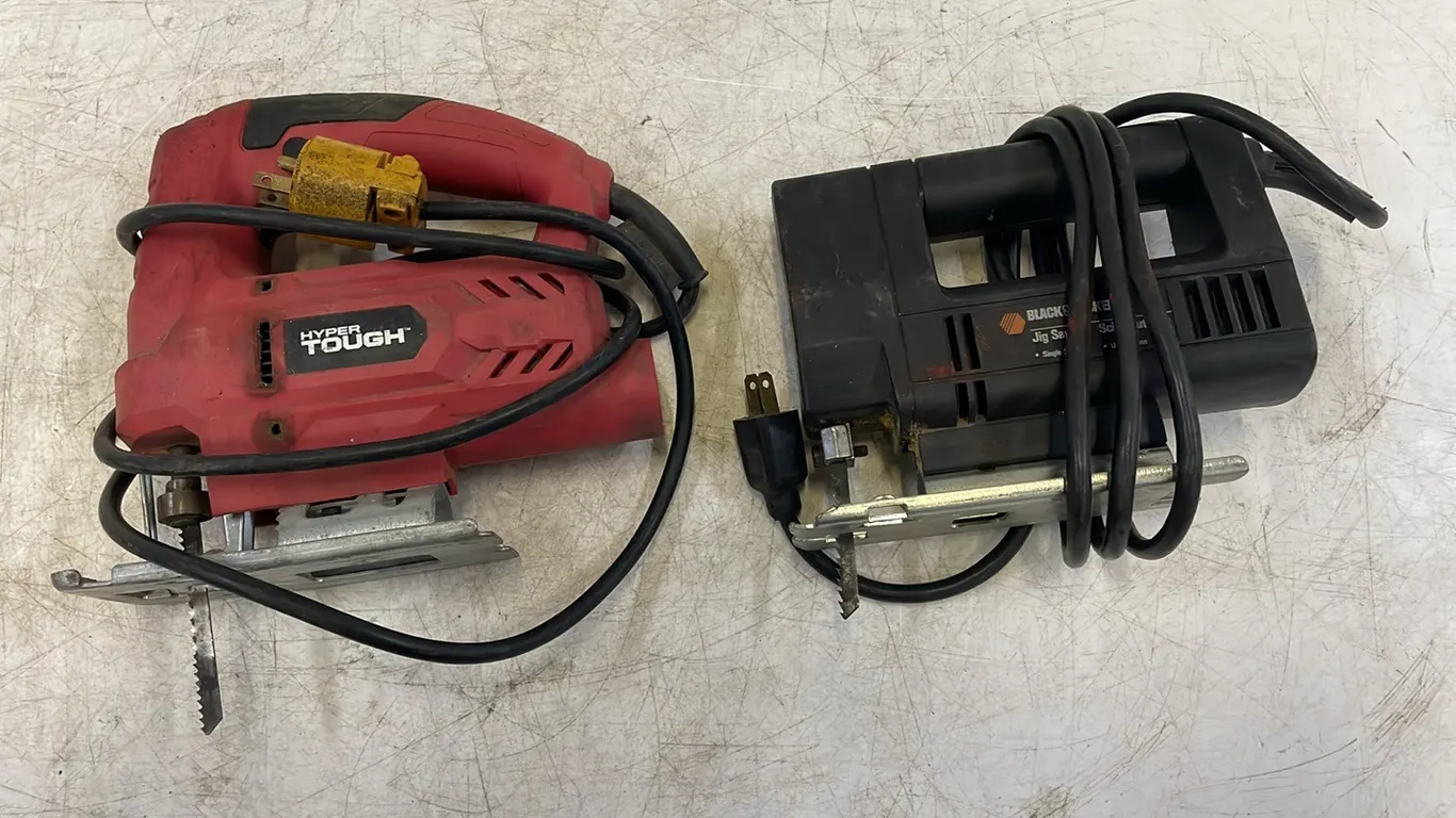 2 Jig Saws (P3-R3T2-S2326)