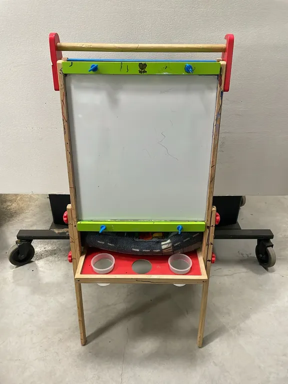 Kids Drawing and Painting Easel with Car Playmat and Turtle Sound Machine Night Light (P3-R1FL-S376)