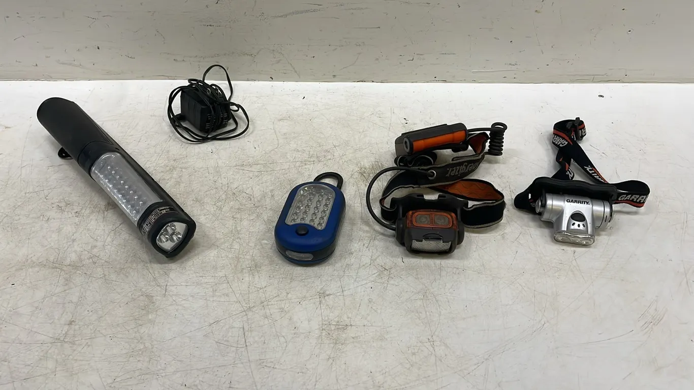 LED Lights, Marked #44 (P3-R3T8-S39)