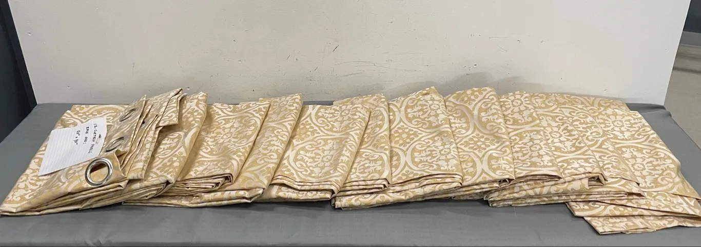 12 Curtain Panels, 50" x 90" (P4-SWS2-S2261)