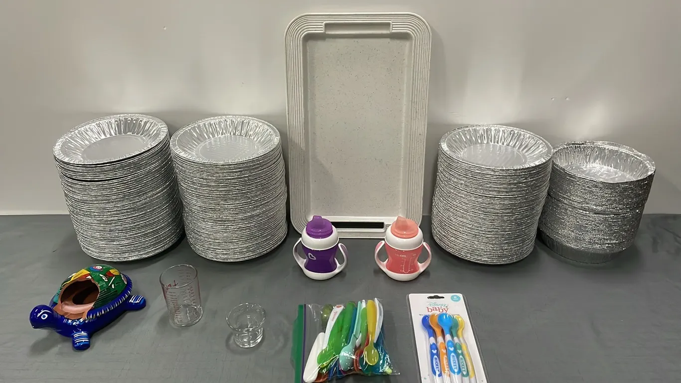 Pie Plates and Baby Dishes, Lot 5 (P4-SWS4-S2278)