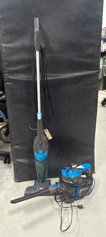 Mini Kalorik Vacuum and Bissel Featherweight, Both Work As Per Seller (P4-CES9FL-S483)
