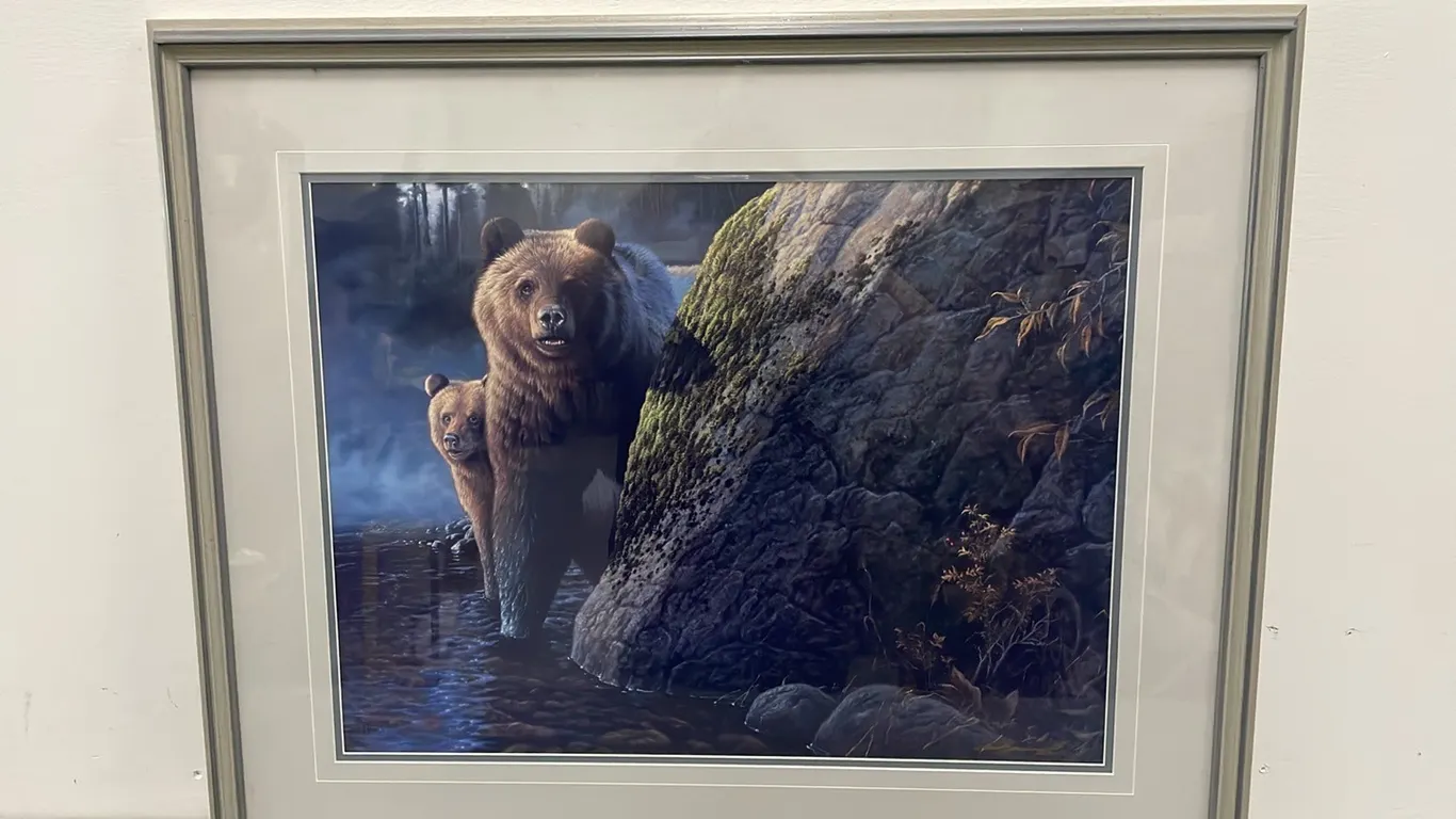 “Autum Glow” Framed Picture By Artist Tom Mansanarez woth Certificate of Authenticity, 1997, 33/95 (P4-SWS7-S2320)