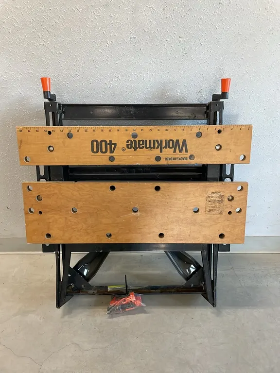 Black & Decker 400 Workmate Complete Work Bench, Item #2 (P5-SCC-S2316)