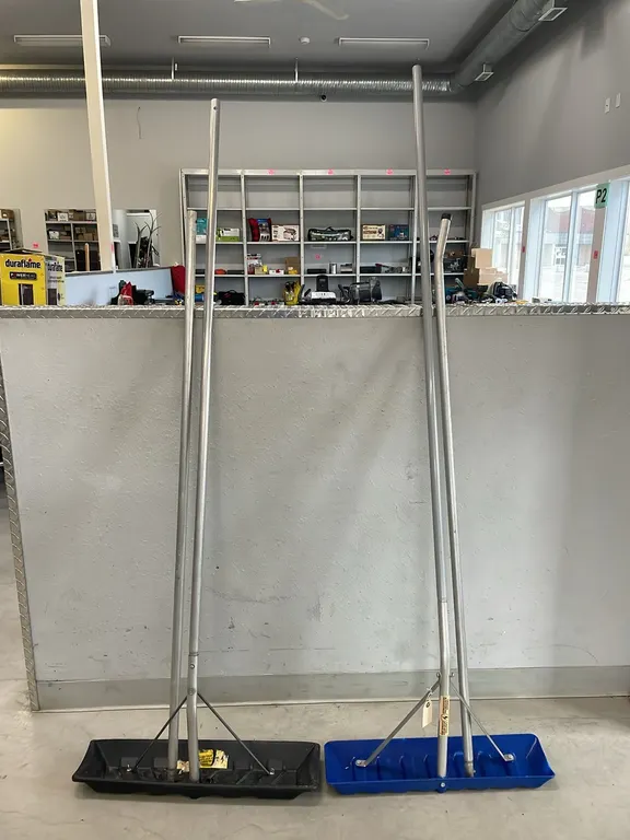 2 Roof Snow Removers (P5-SCB-S1248)