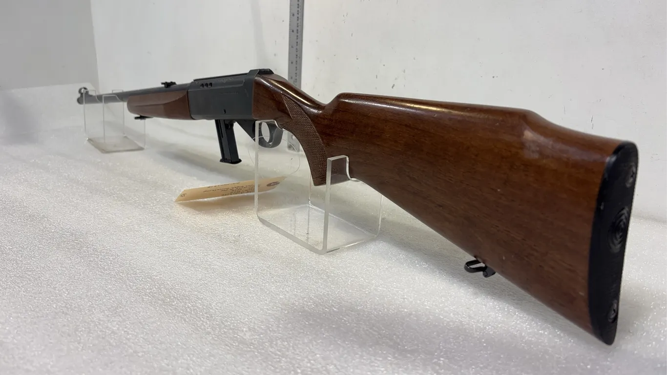 JG Anschutz Model 525 .22 LR Semi Auto Rifle, w/ Iron Sight, Swivels, Clip, SN: 1401218 *Unreserved*