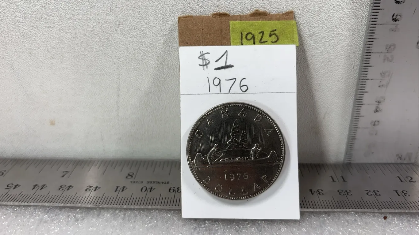 1976 Canadian $1 Silver Coin *Unreserved*