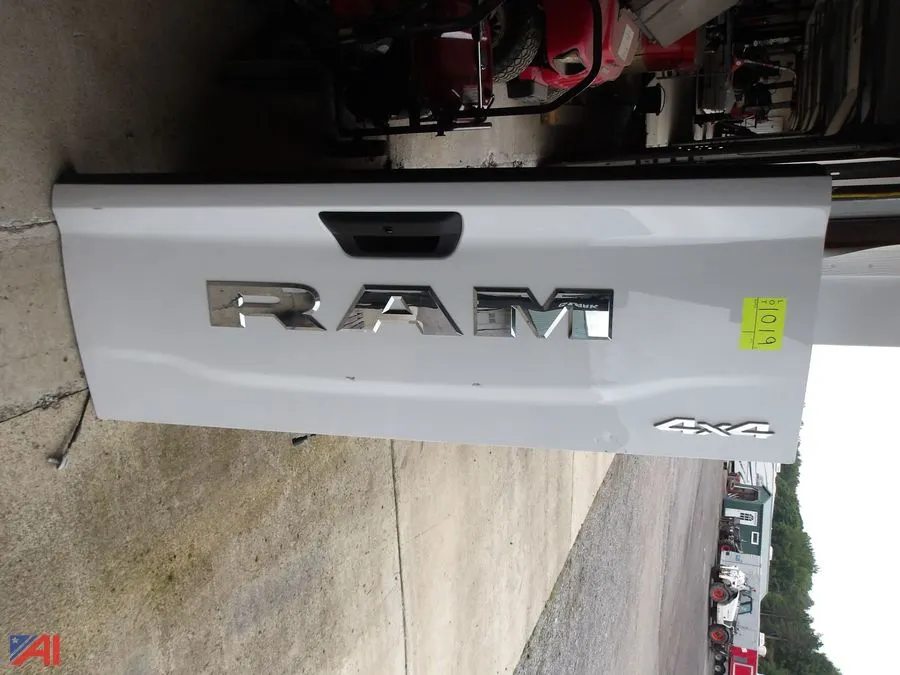 Dodge Ram 4x4 Tailgate