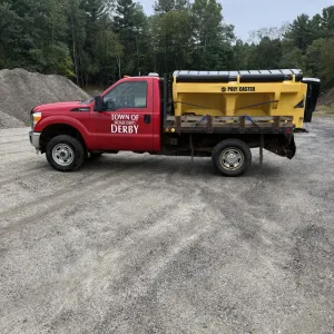 2011 Ford F-250 Super Duty Pickup Truck with Sander