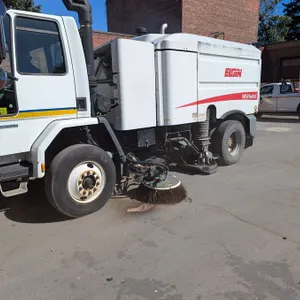2007 Sterling SC8000 Sweeper