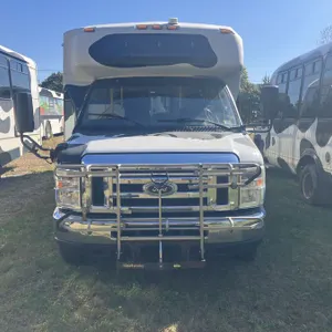 2016 Ford E-450 Bus with Wheel Chair Lift