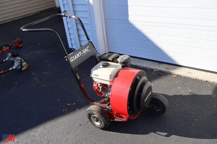 Giant Vac Blower