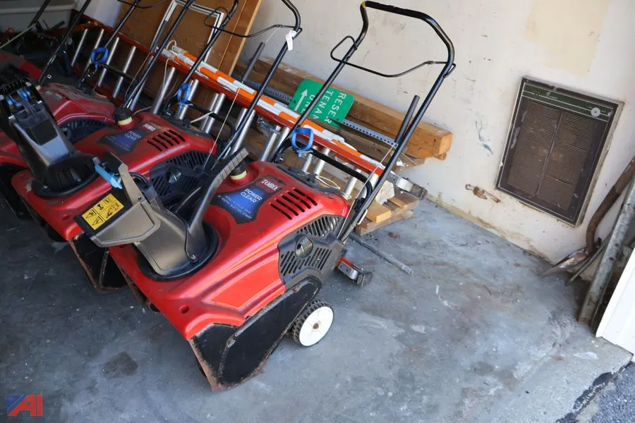 Toro Power Cleaner Snowblower