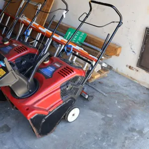 Toro Power Cleaner Snowblower