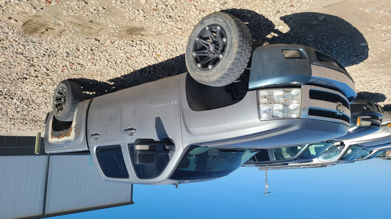 2007 Chevrolet 1500 LTZ Pickup - Gasoline